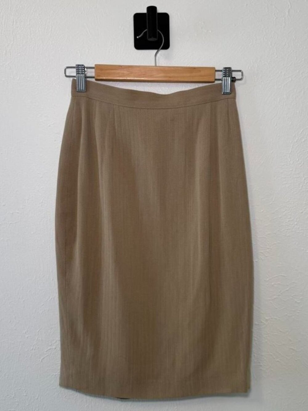 Vintage Giorgio Armani Le Collezioni Pencil Skirt | Made in Italy Wool Blend